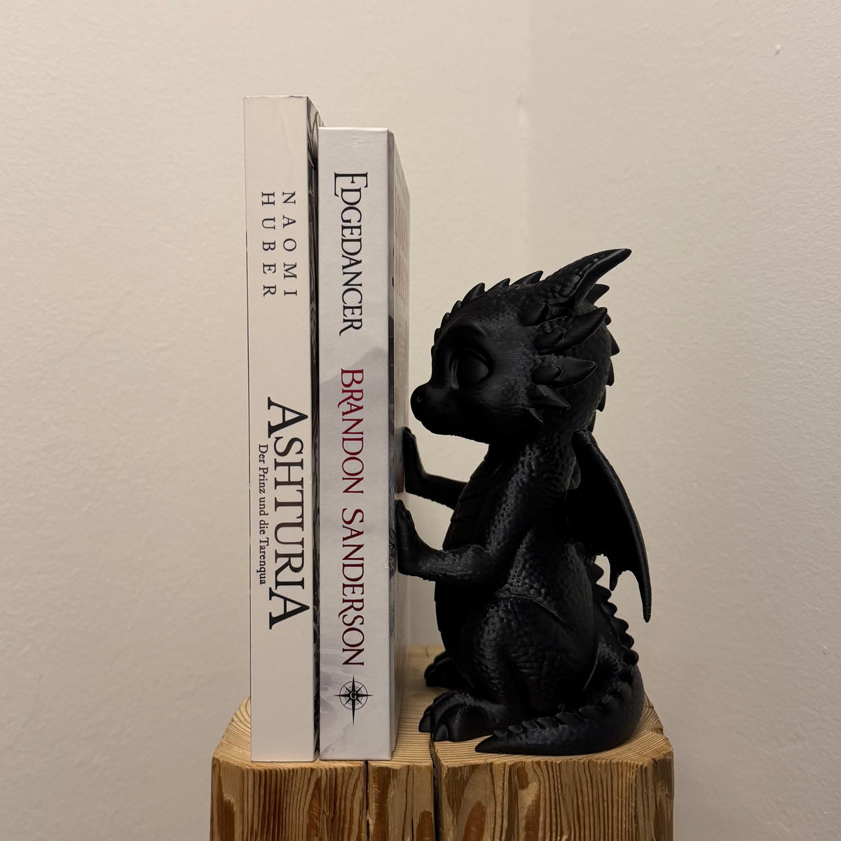 Drachen Buchstütze